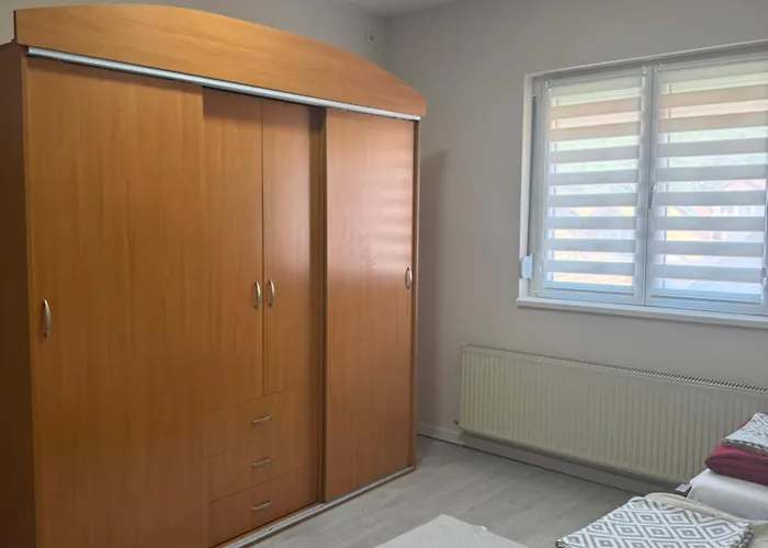 Διαμέρισμα 64 τ.μ. με 2 υπνοδωμάτιο/α και 1 ιδιωτικό/ά μπάνιο/α σε Tutunovic Podrum